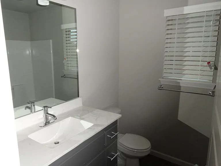 2423 W Little Rock Pl — Photo 7