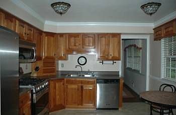 5th image of 7127 Park Terrace Dr