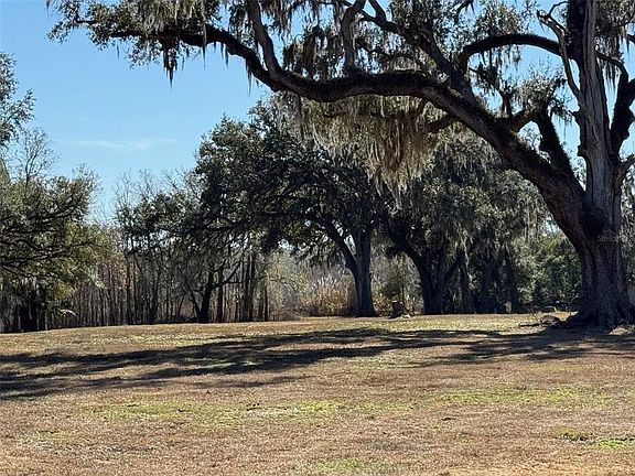 3rd image of 37214 Hester Rd