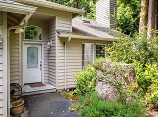 135 SW The Pines Dr, Depoe Bay, OR 97341