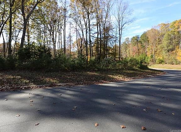 3rd image of 1028 Nutall Oak Ln #17