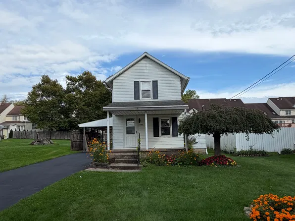 1506 Briarwood Dr, Montoursville, PA 17754