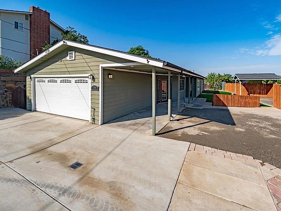 3rd image of 1766 Key Ln
