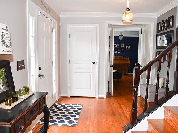 2nd image of 6721 Maddux Dr