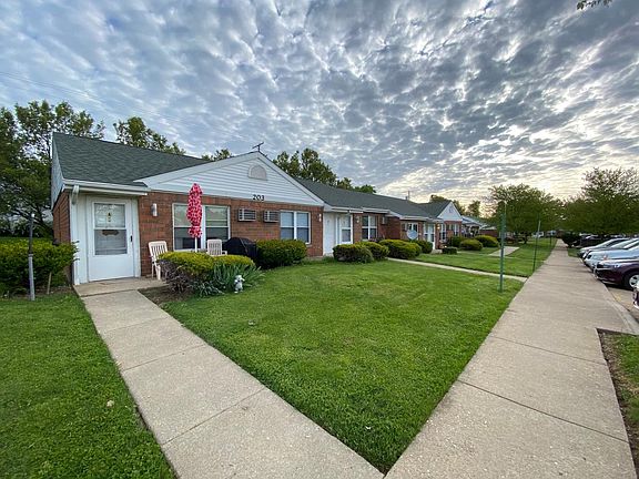 2nd image of 203 N Woodwind Dr #207B