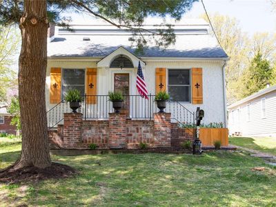 921 Gray Ave, Saint Louis, MO, 63119