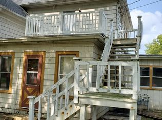 612 S 4th St, Pekin, IL