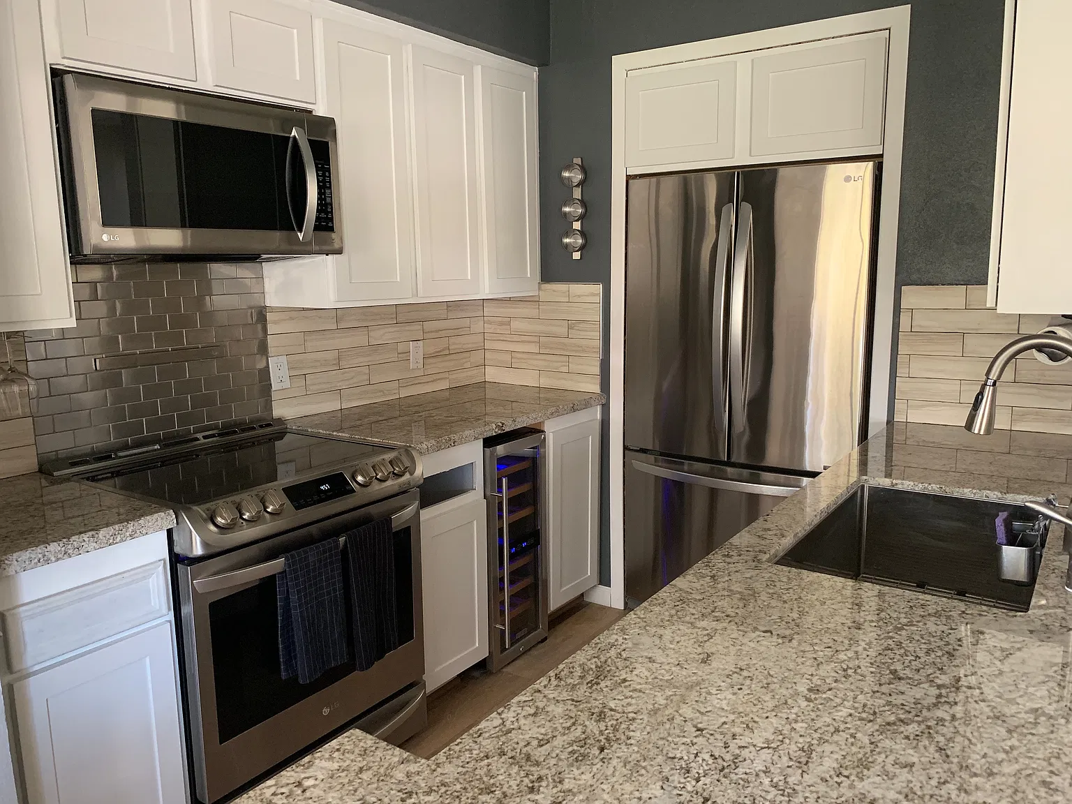 1 bed, 700 sqft, $2,800 — Photo 2