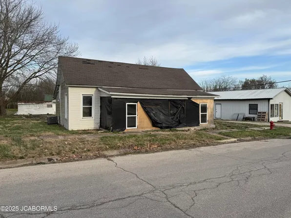 211 S Vienna Ave, Belle, MO 65013