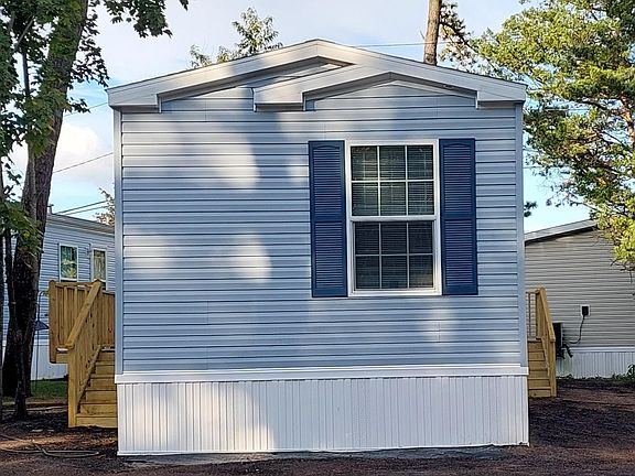 2nd image of 525 Riverleigh Ave Unit 24