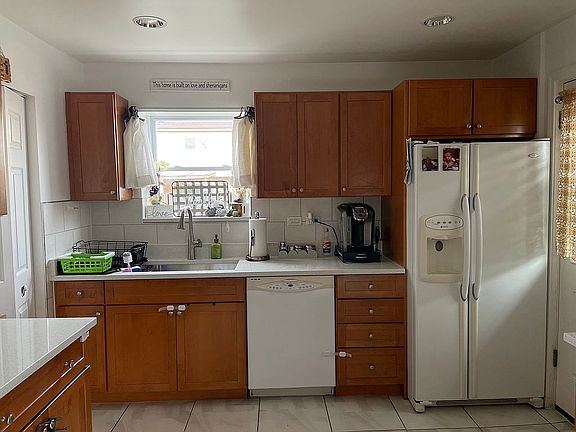 4th image of 9048 W Emerson St
