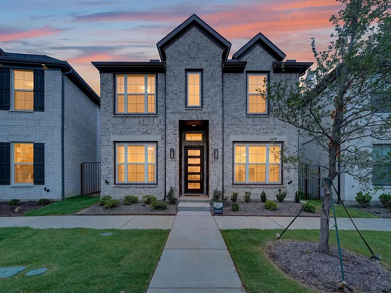 7340 Confetti Ln — Photo 1