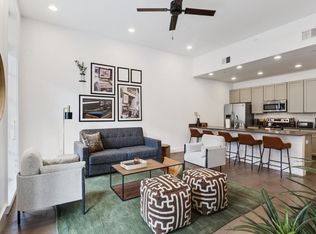 127 Carondelet St #ID1272349P, New Orleans, LA 70130