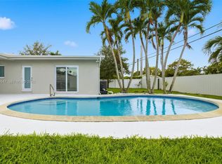 5250 SW 96th Ave, Miami, FL 33165