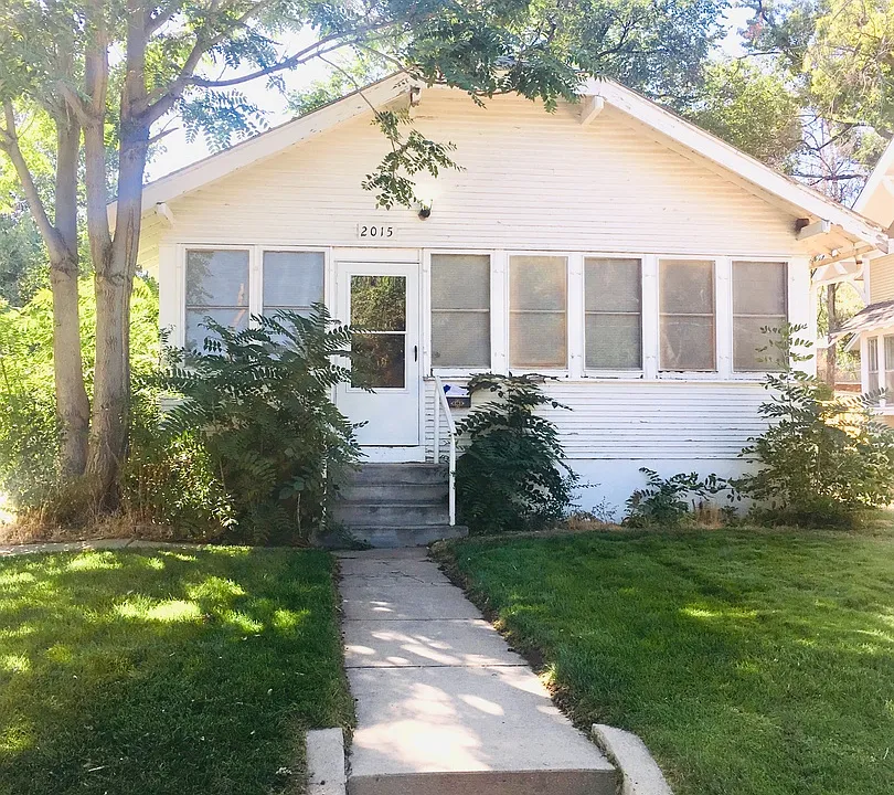 2015 7th Ave