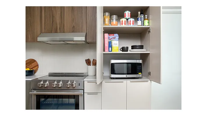 Rented by Corcoran | media 25