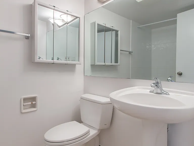 2025 Bellevue Ave — Photo 11