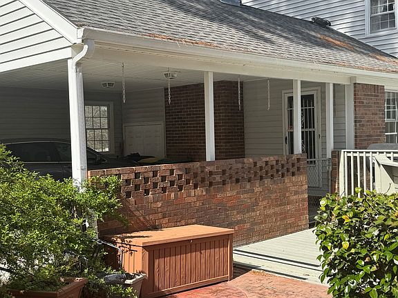 3rd image of 4 Windemere Ln SE