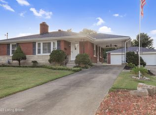 9618 Blaze Way, Louisville, KY 40272