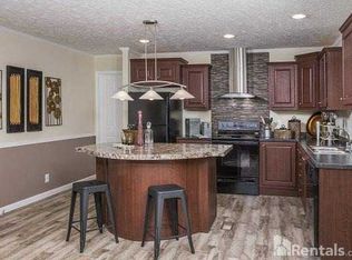 518 Birchwood Dr, Moncks Corner, SC 29461