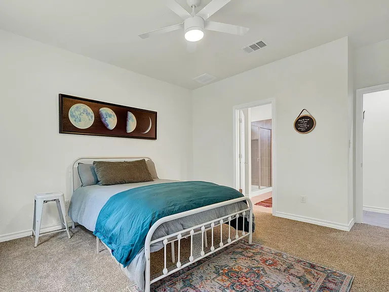 216 Mary Max Cir — Photo 8