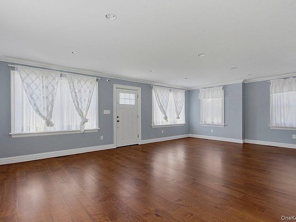 3rd image of 246 Tibbetts Road