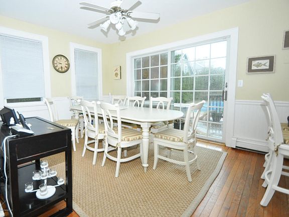 3rd image of 110 Brooklyn Blvd