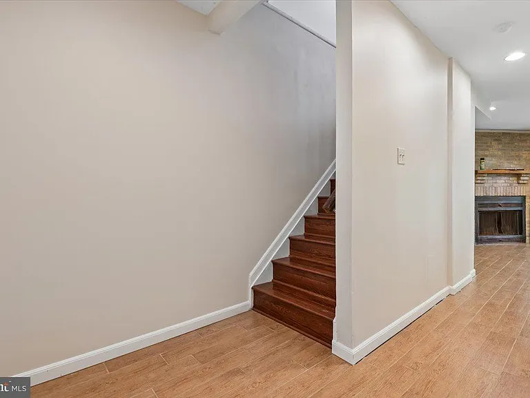 17 Ruddington Ct — Photo 32