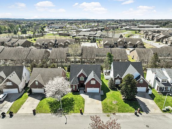 4th image of 2393 Oak Hill Dr