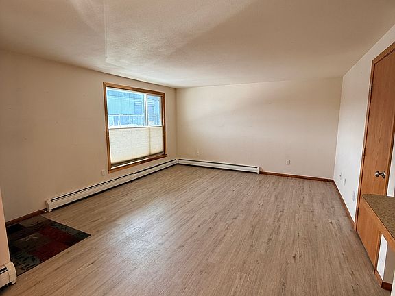 3rd image of 4500 Taft St #3