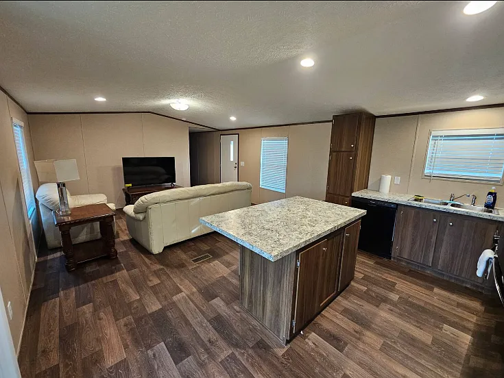 104 Ingleside Dr — Photo 16