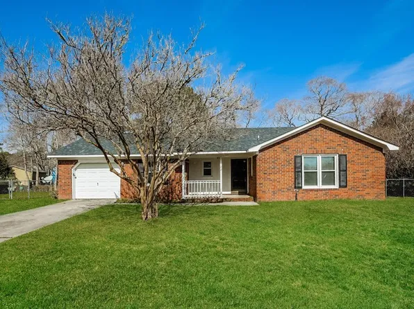 102 Totem Ct, Summerville, SC 29486