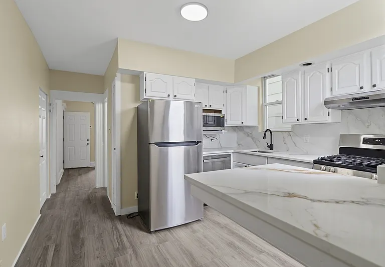 292 Claremont Ave #1 — Photo 2