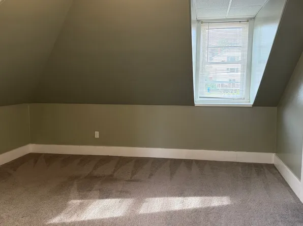 52 Warner St #3, Gloucester, MA 01930