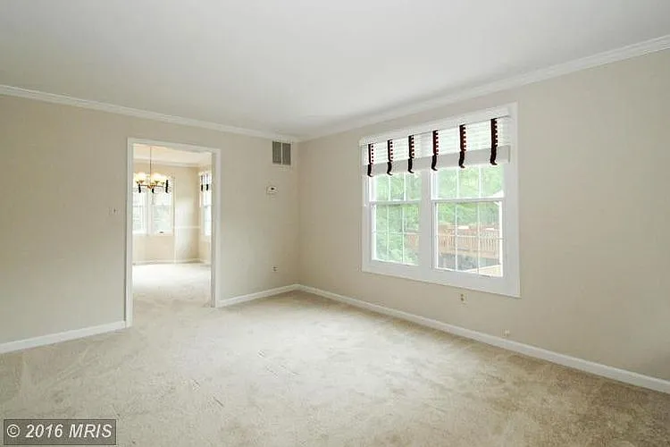 5810 Silchester St — Photo 17
