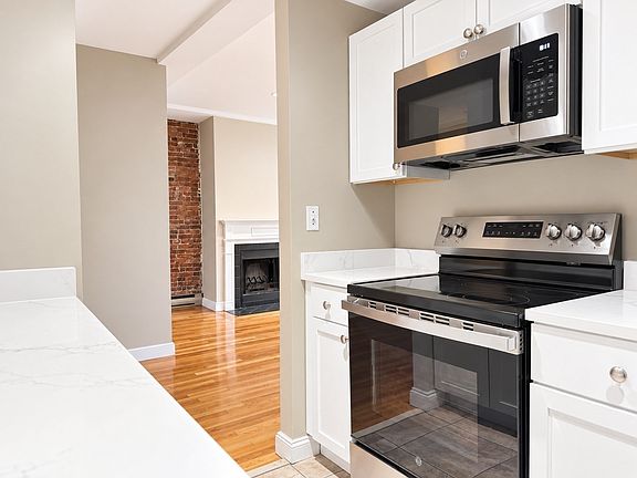 2nd image of 1750 Washington St APT 10