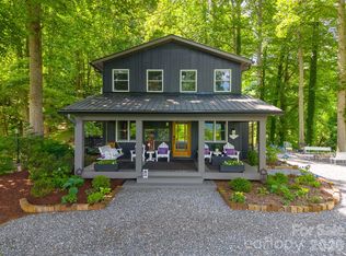 75 Mountain View Rd, Sylva, NC 28779