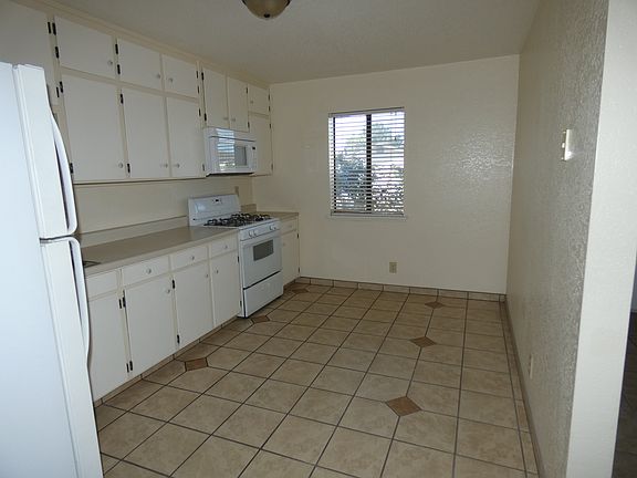 2nd image of 300 Hidden Way APT 9