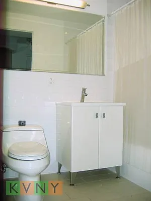 Rented by KVNY Soho | media 53