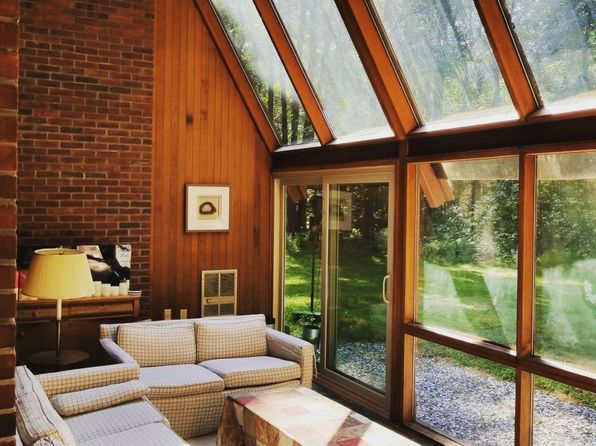 130 Indian Hill Rd