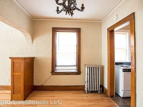 4th image of 904A E Center St #A