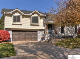 14112 Lillian Cir, Omaha, NE 68138