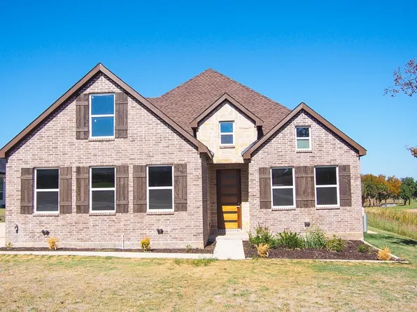 104 Fairway View Ct, Lipan, TX 76462