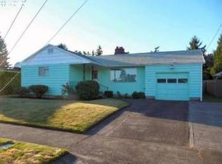 10305 SE Center St, Portland, OR 97266