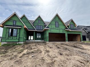 3837 NW 183rd St, Clive, IA 50325