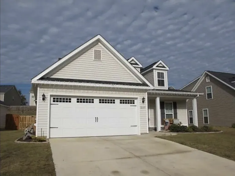 2117 Grove Landing Way — Photo 2