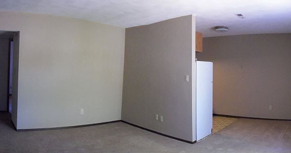 view of livingrm/dining area