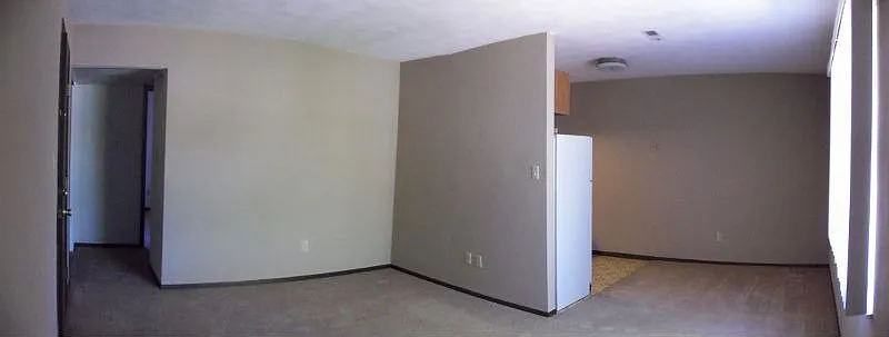 view of livingrm/dining area