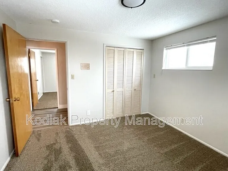 4099 S Madison Ave — Photo 16