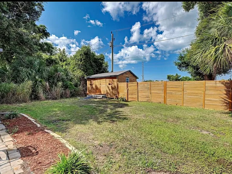 2178 Park Rd — Photo 9